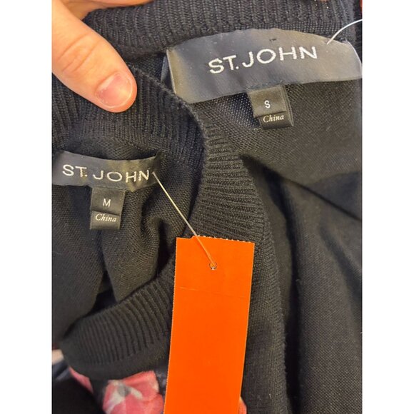 St. John Twin Sweater Set Black & Red Floral Print S/M 2p - Picture 9 of 10